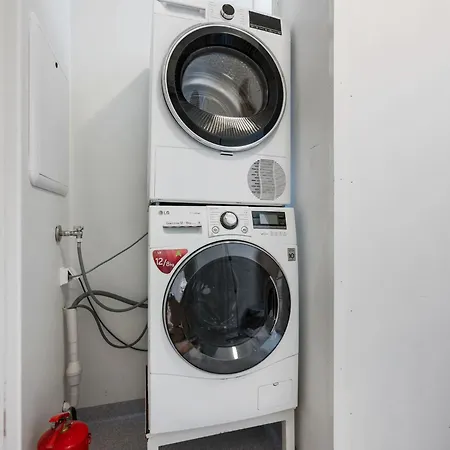 Unique And Spacious In Bergens Charming Area *