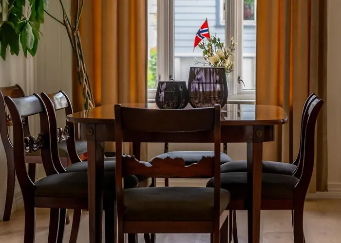 Unique And Spacious In Bergens Charming Area Apartment *