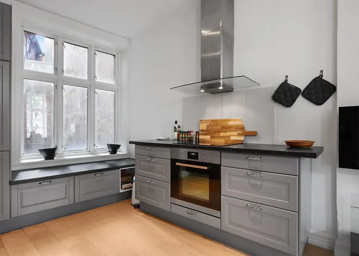 Apartamento Unique And Spacious In Bergens Charming Area Bergen